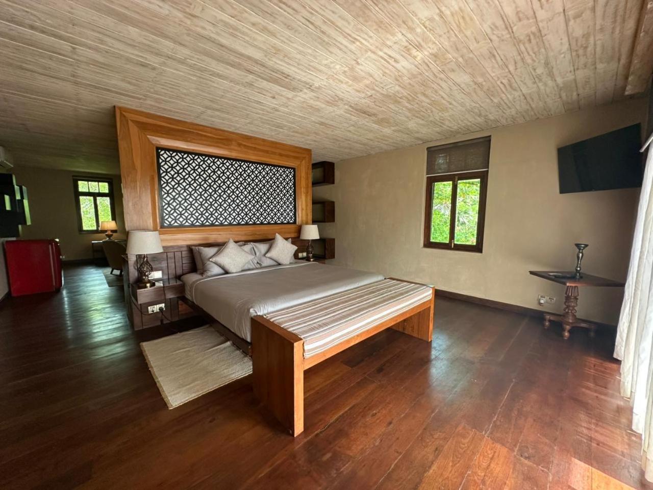 Nikara Luxury Beach House Tissamaharama Kültér fotó