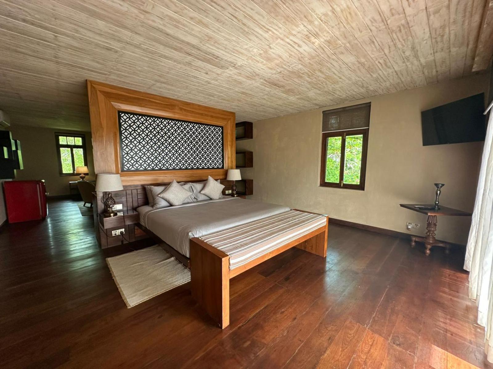 Nikara Luxury Beach House Tissamaharama Kültér fotó